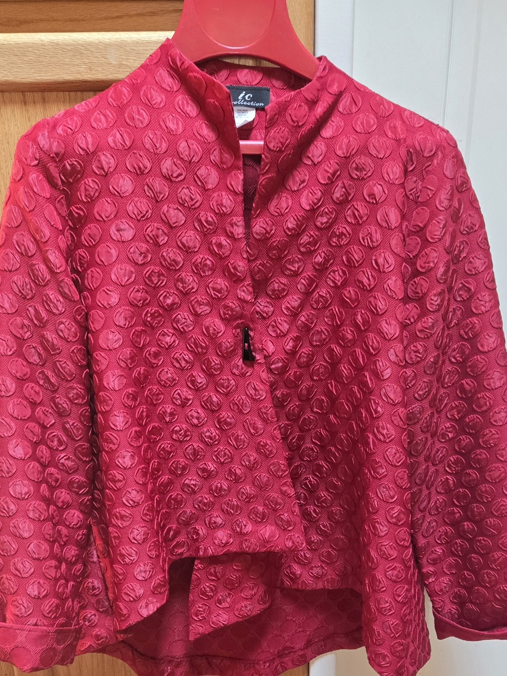 ic Collection Women's Red Textured Jacket - Picture 3 of 7